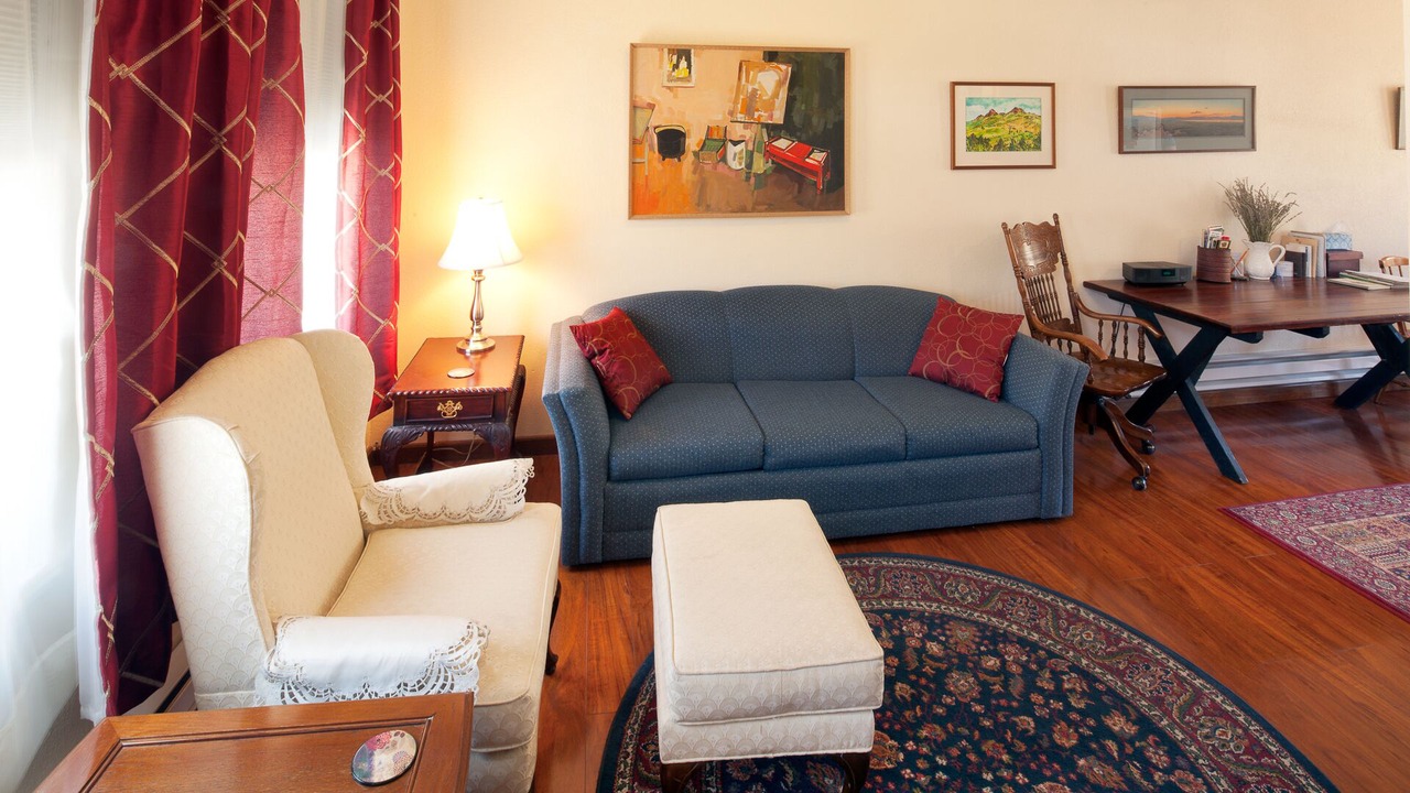 Photo of Livingroom in Eureka