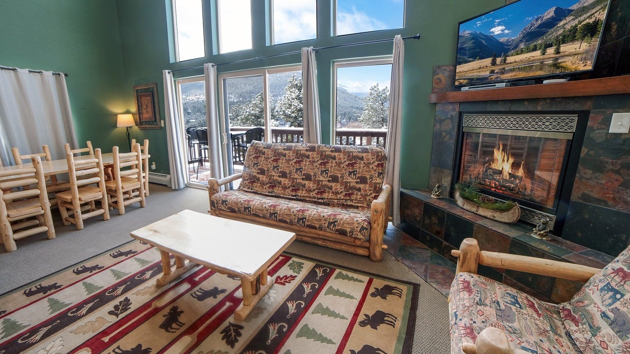 Photo of Livingroom in Estes Park