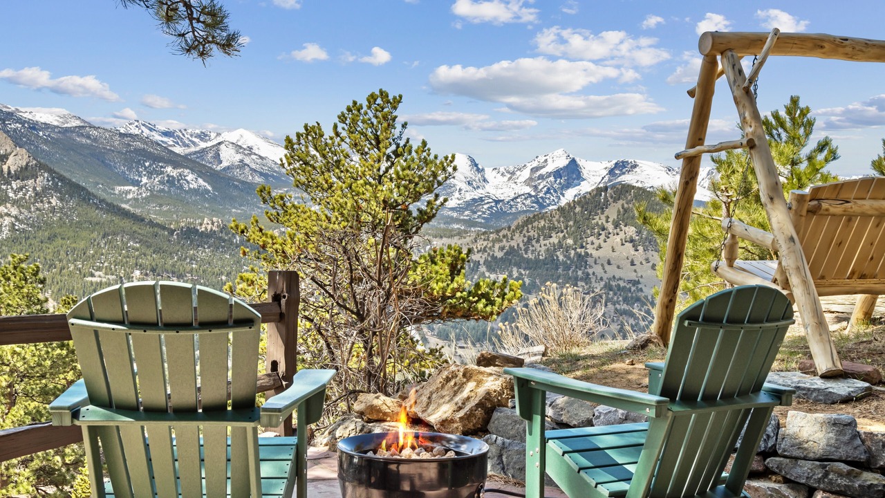 Photo of Outdoor in Windcliff Estates
