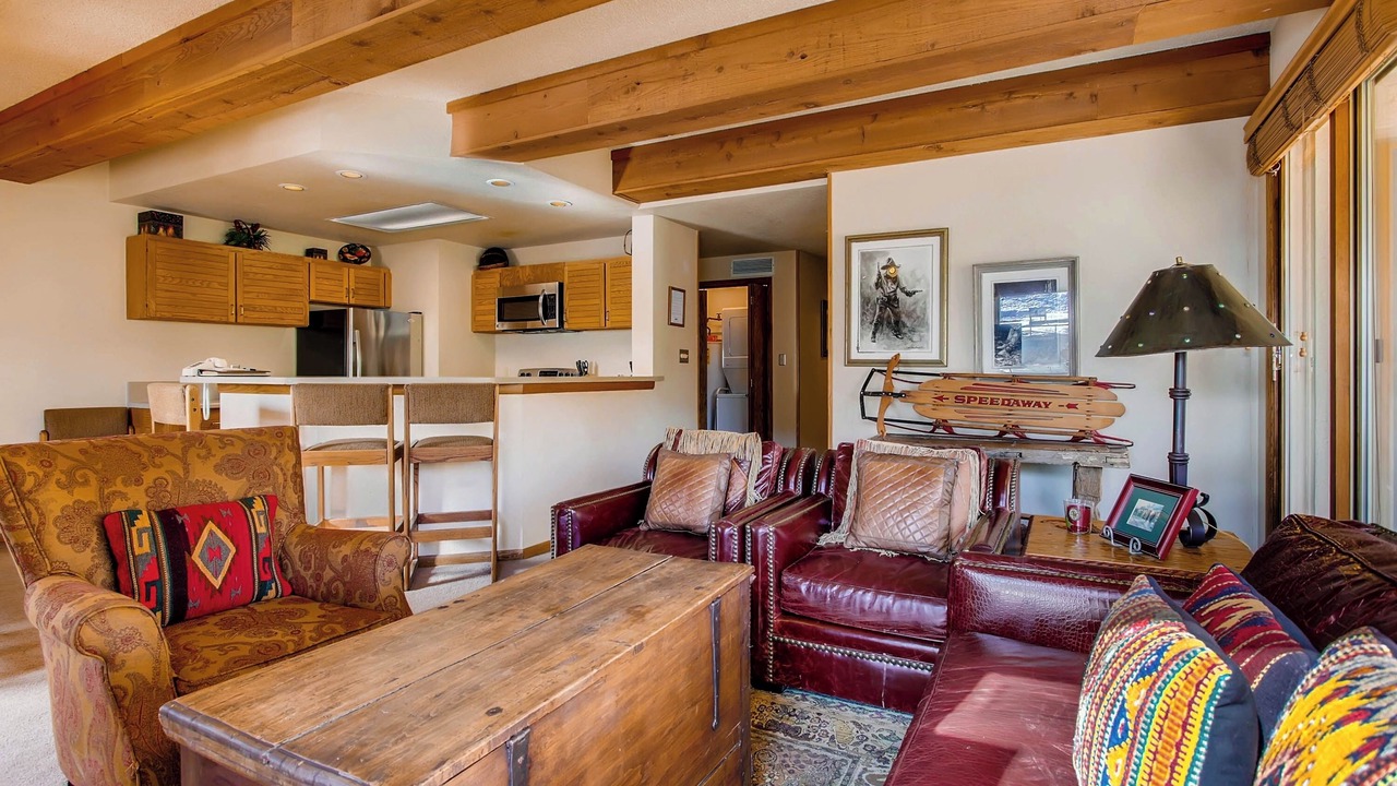 Photo of Livingroom in Mount Crested Butte