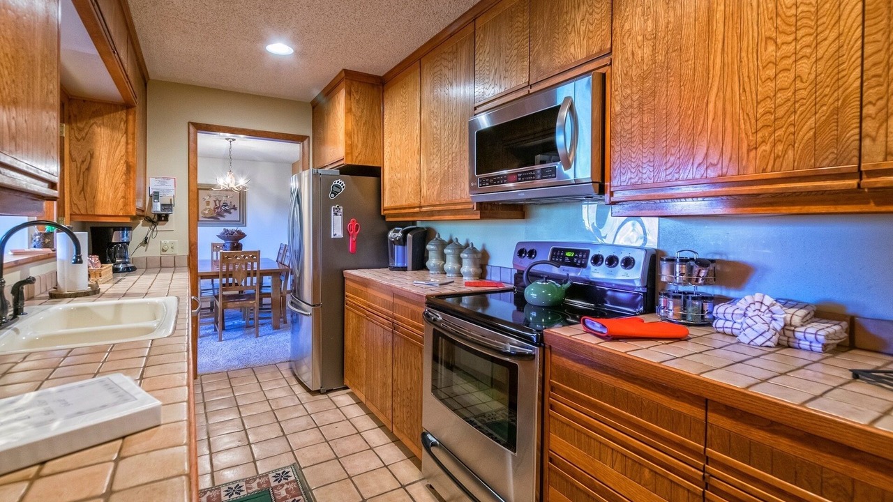 Photo of Bedroom in Windcliff Estates