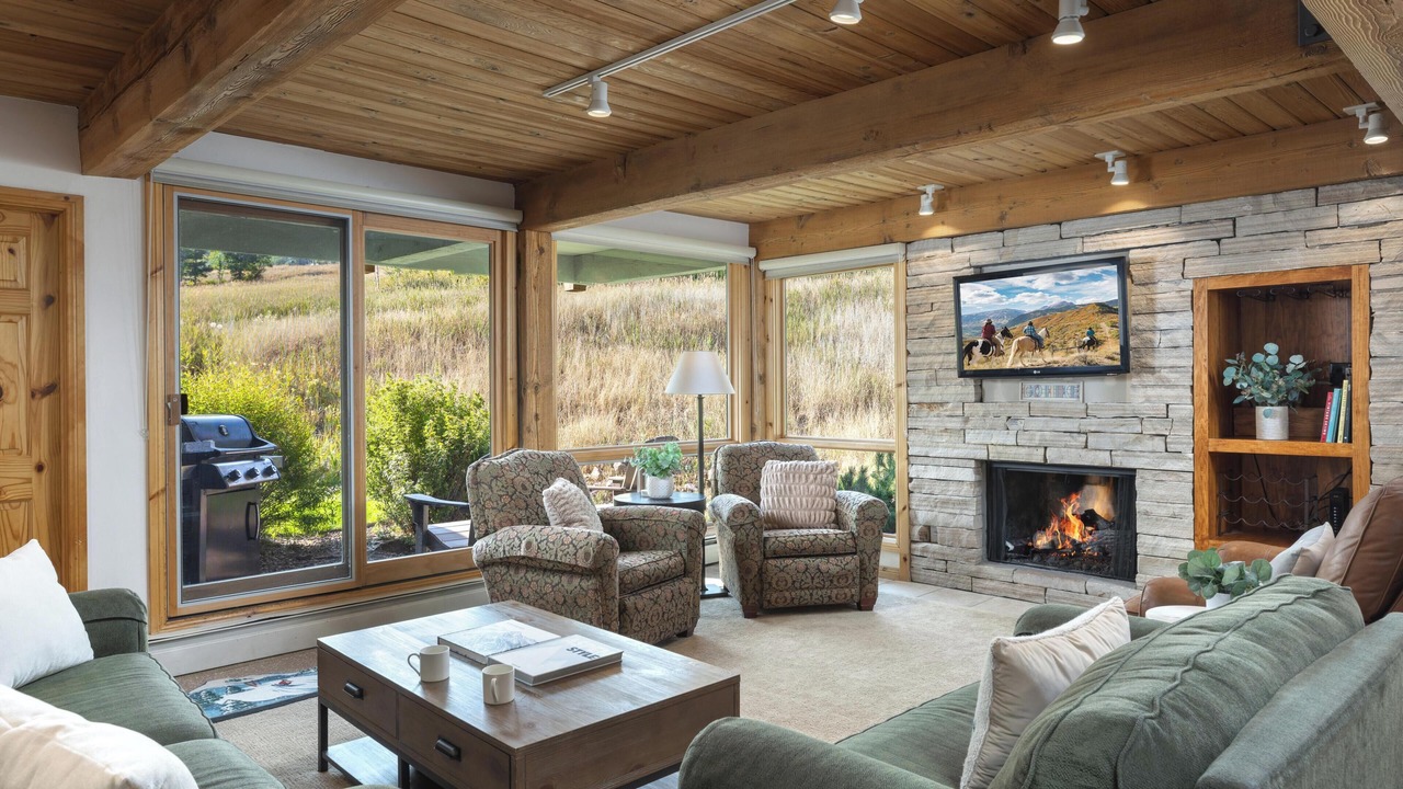 Photo of Livingroom in Snowmass Village
