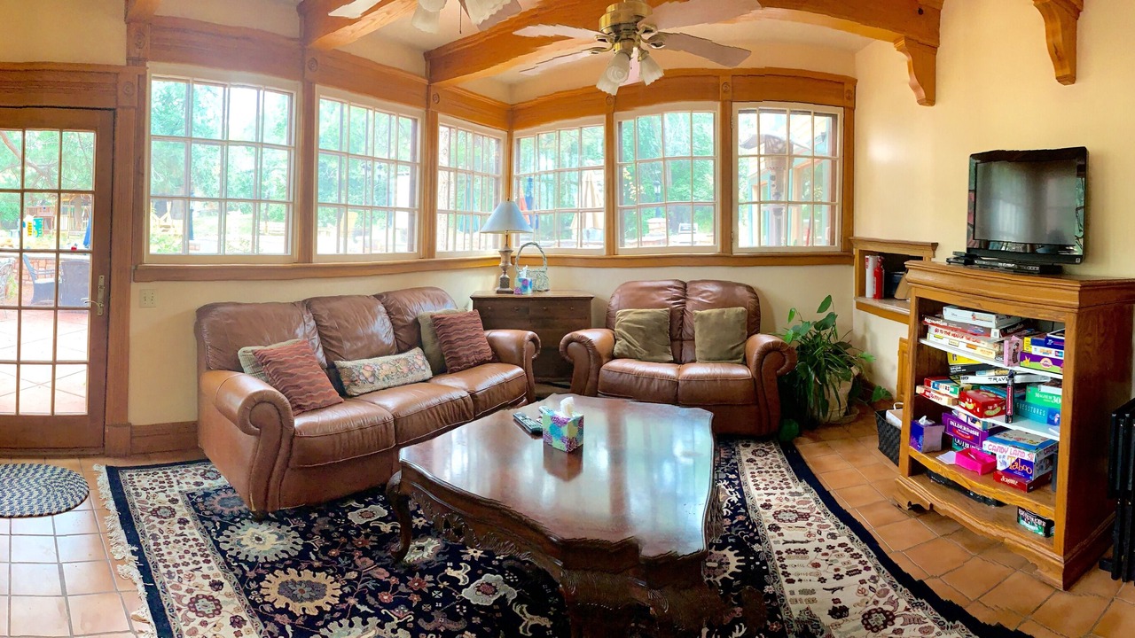 Photo of Livingroom in Manitou Springs