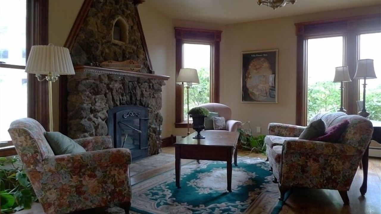 Photo of Livingroom in Manitou Springs