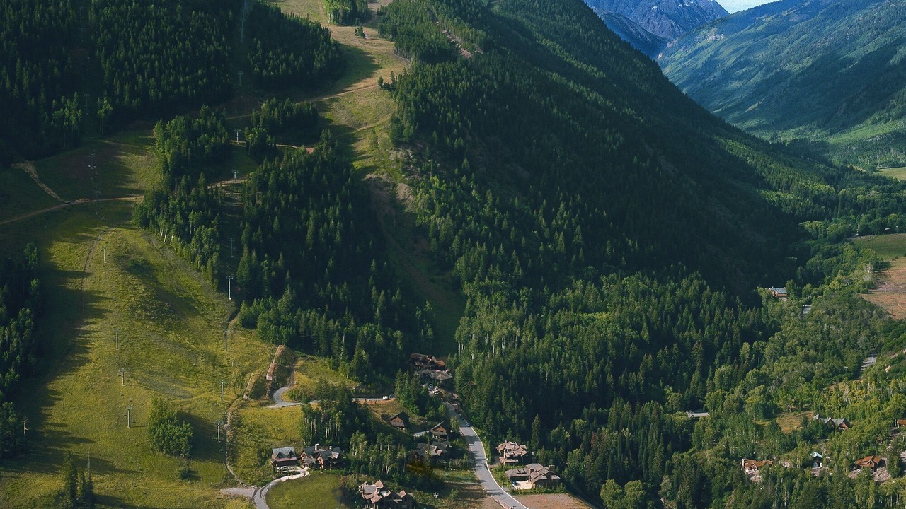 Photo of Others in Aspen
