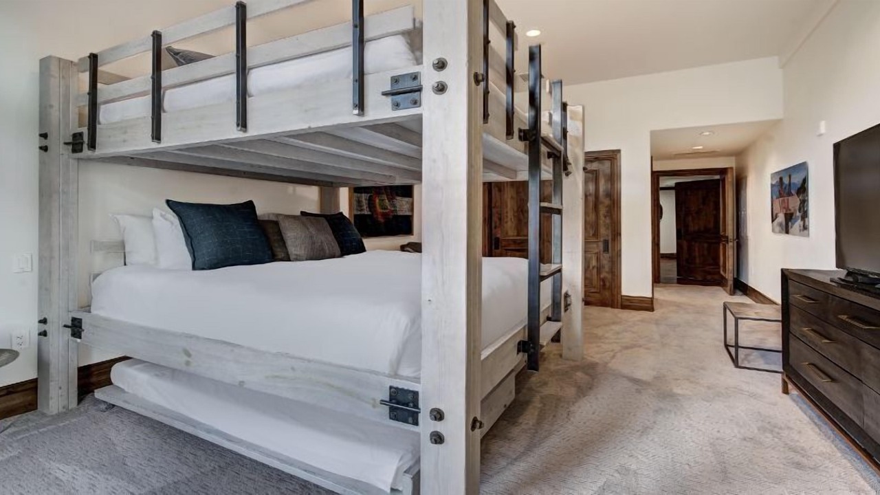 Photo of Bedroom in Gore Creek Place