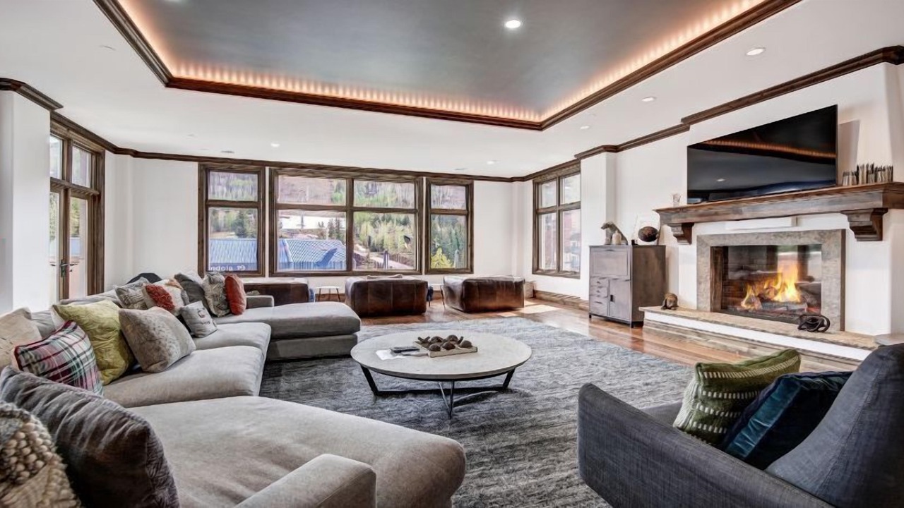 Photo of Livingroom in Gore Creek Place