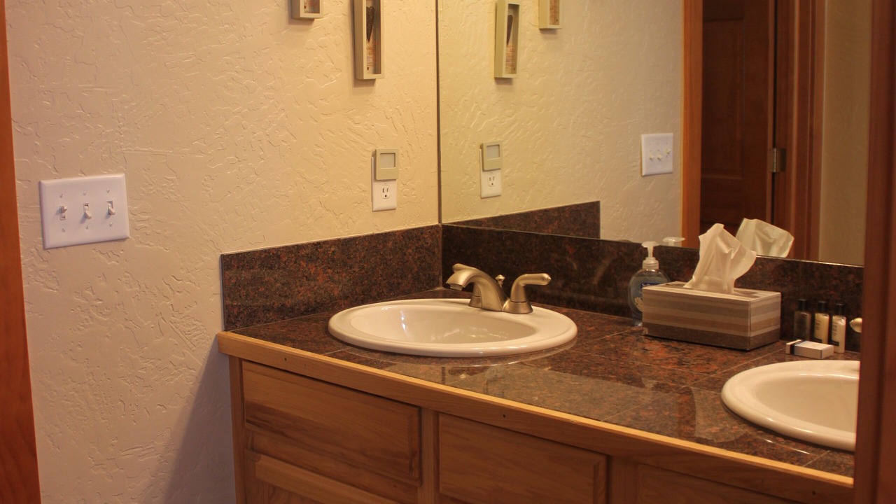 Photo of Bathroom in Wildernest