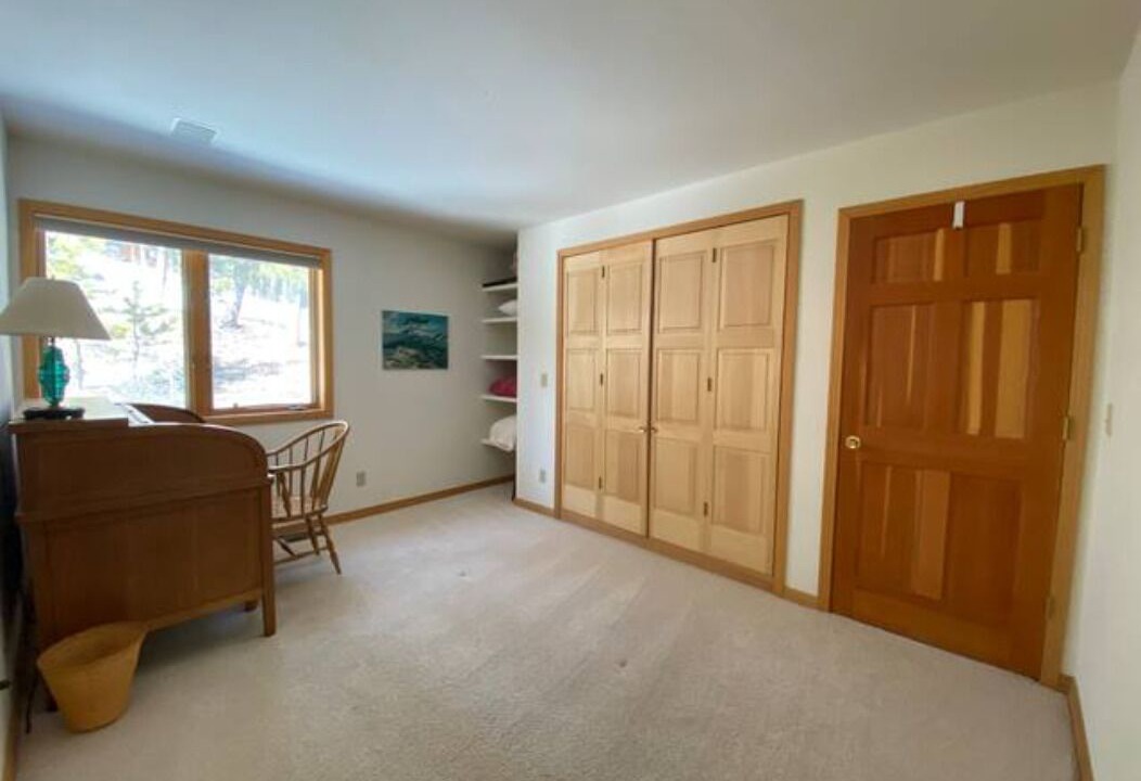 Photo of Bedroom in Richmond Hill Corridor