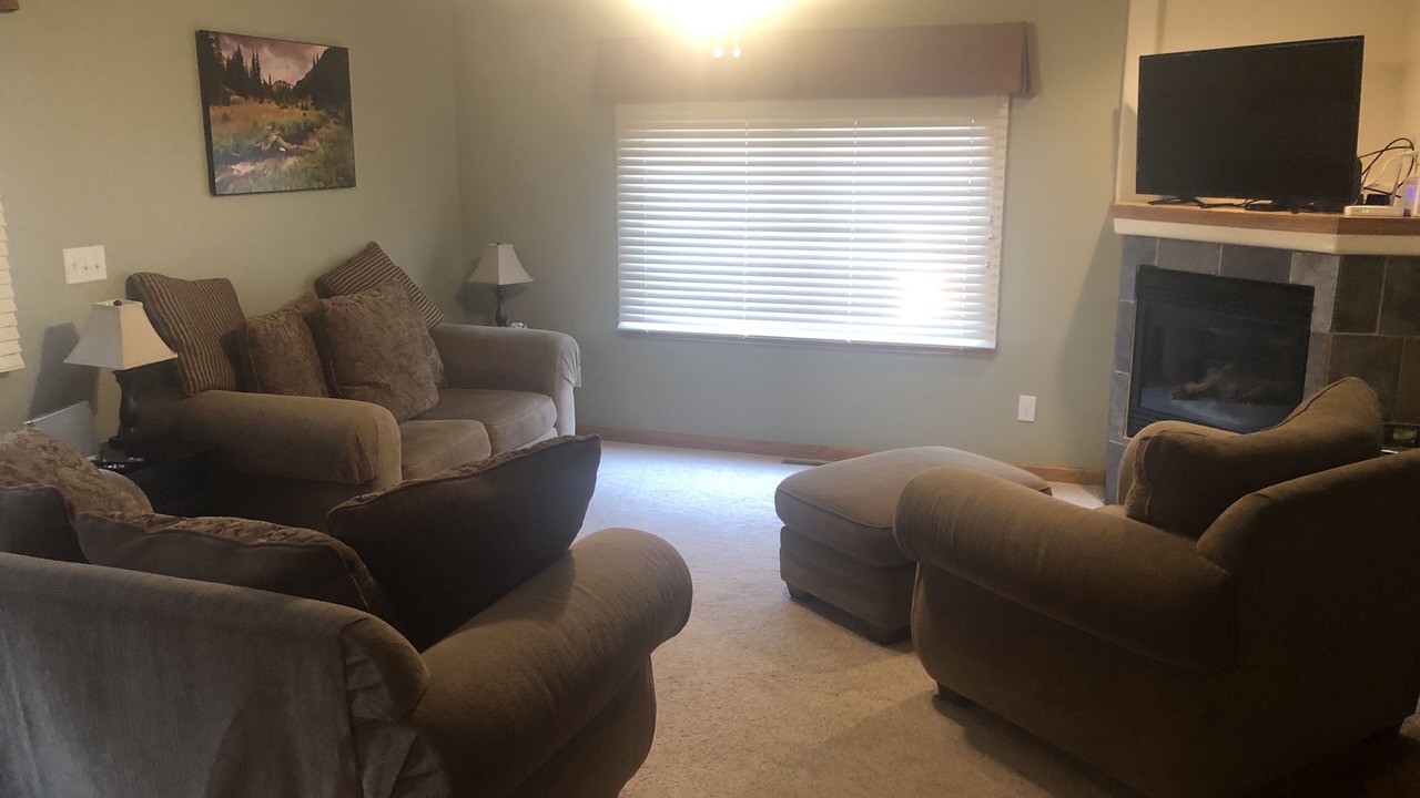 Photo of Livingroom in Estes Park