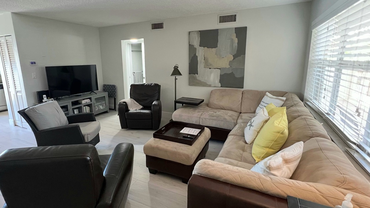 Photo of Bedroom in Harbor Village