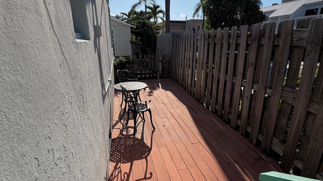 Photo of Patio Balcony in Pompano Beach