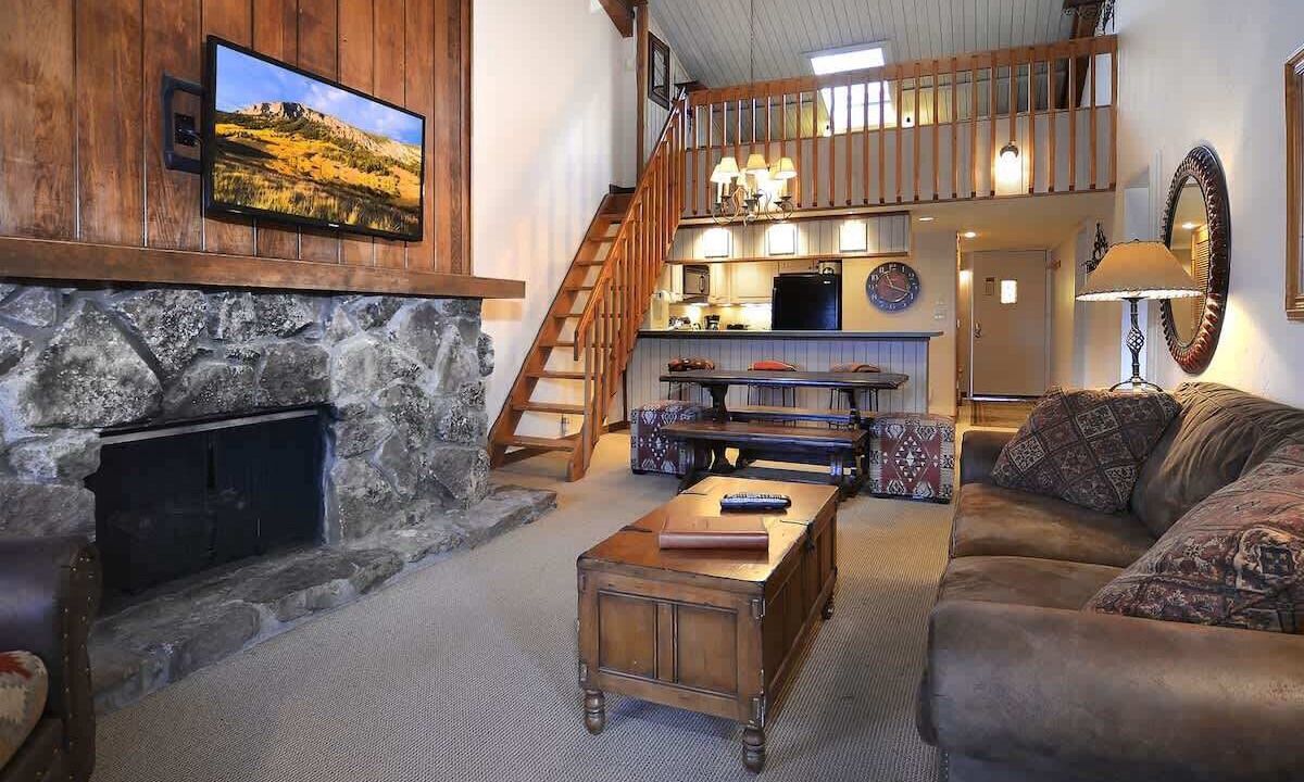 Photo of Livingroom in Mount Crested Butte