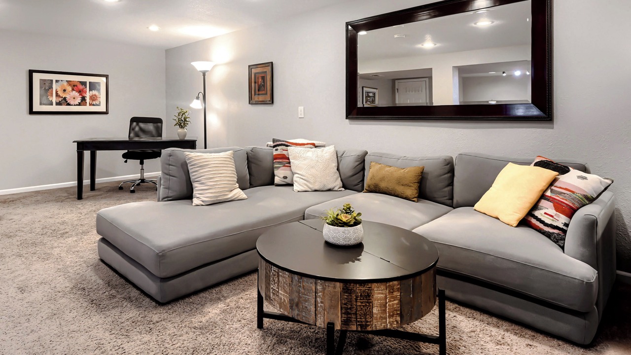 Photo of Bedroom in Devil's Thumb - Rolling Hill