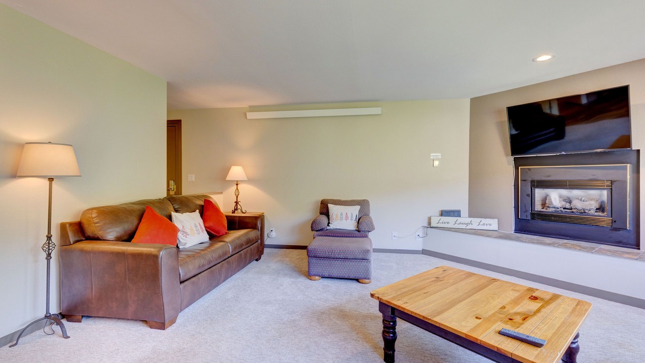 Photo of Livingroom in Mountain House