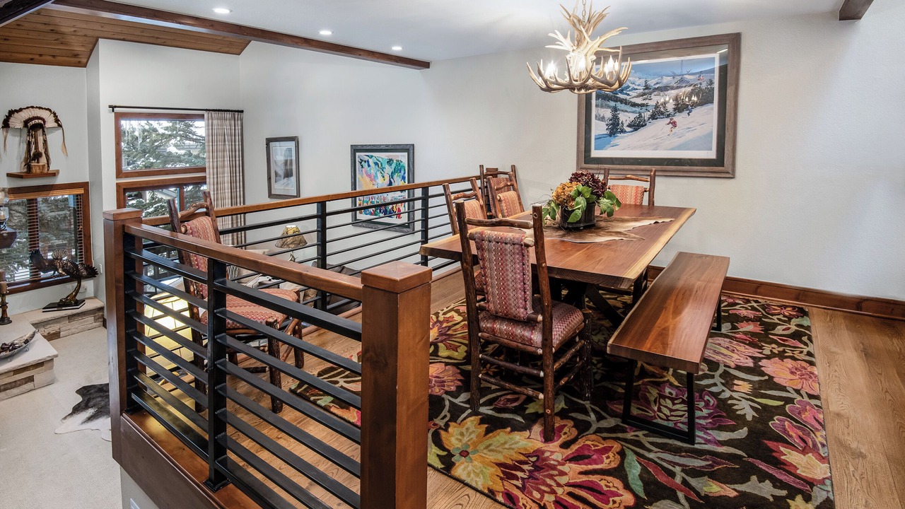 Photo of Livingroom in Avon