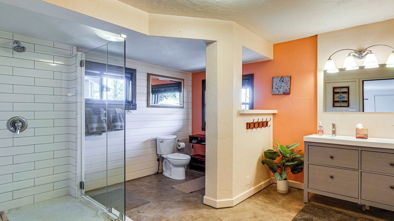 Photo of Bathroom in Alma