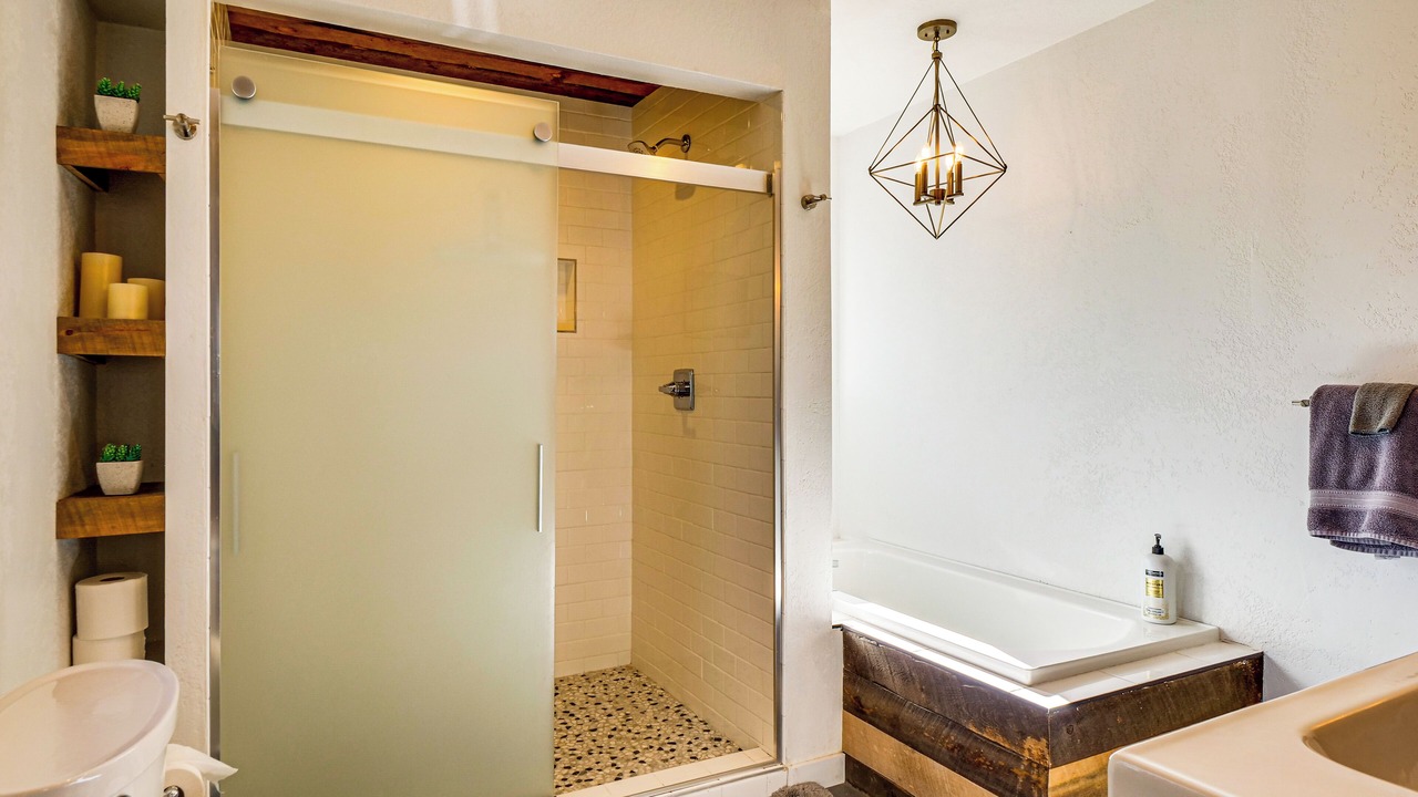 Photo of Bathroom in Alma