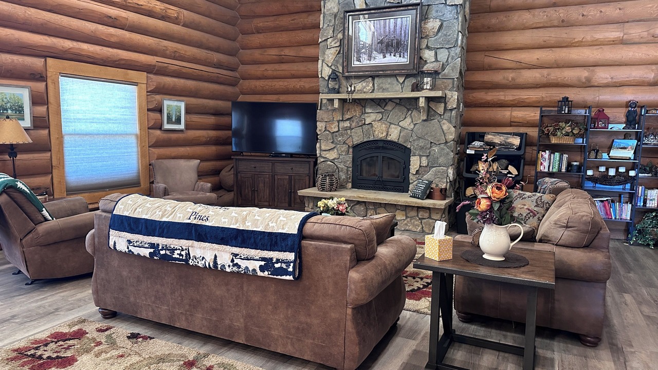 Photo of Livingroom in Grand Lake