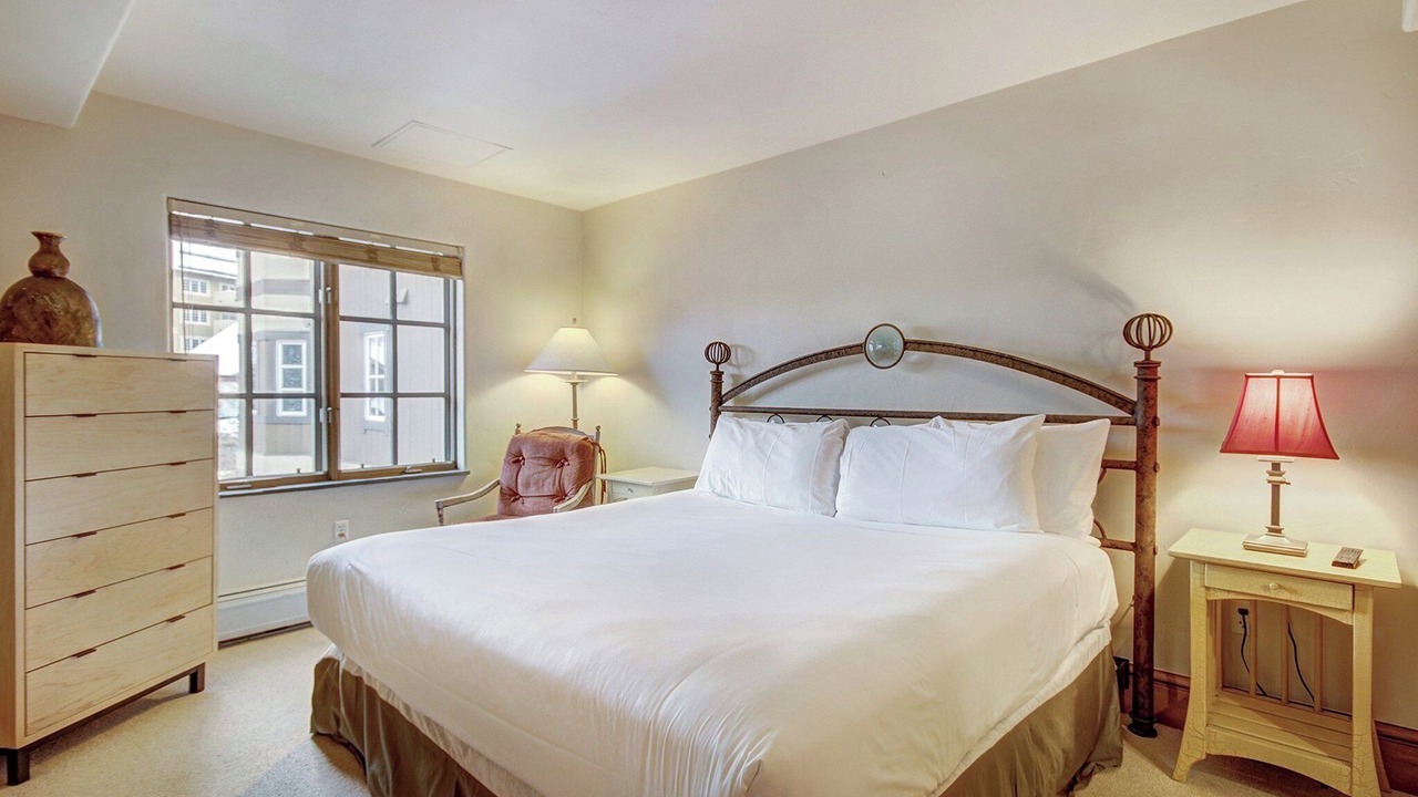 Photo of Bedroom in Beaver Creek