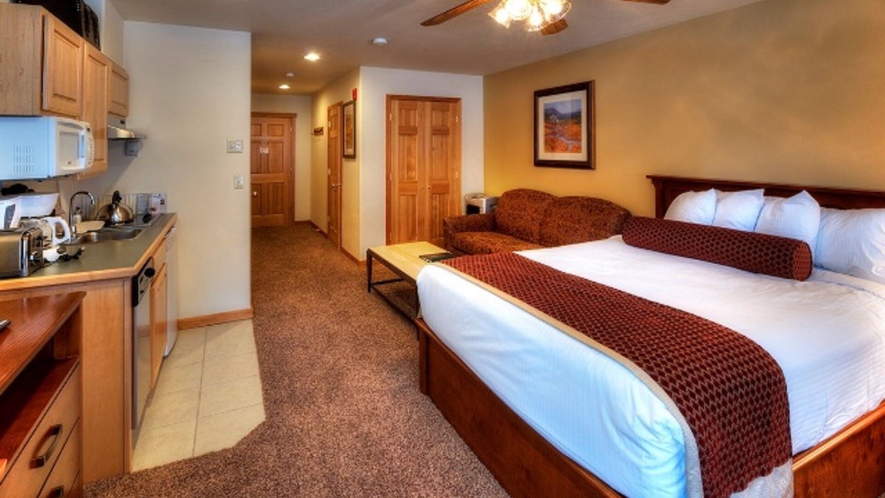 Photo of Bedroom in Four O'Clock