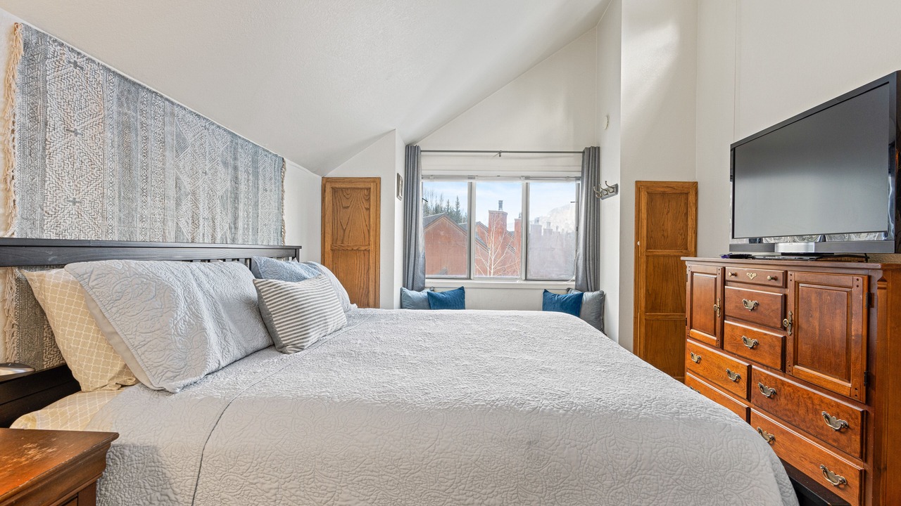 Photo of Bedroom in Purgatory