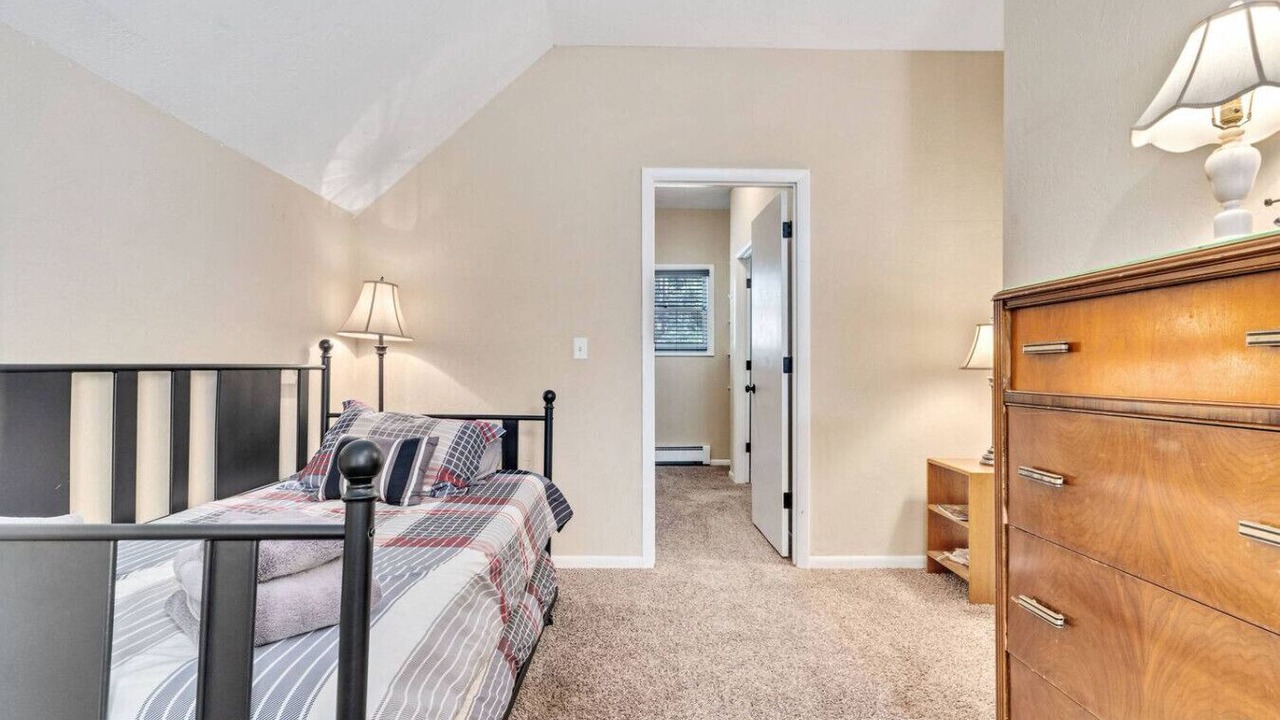 Photo of Bedroom in Idaho Springs