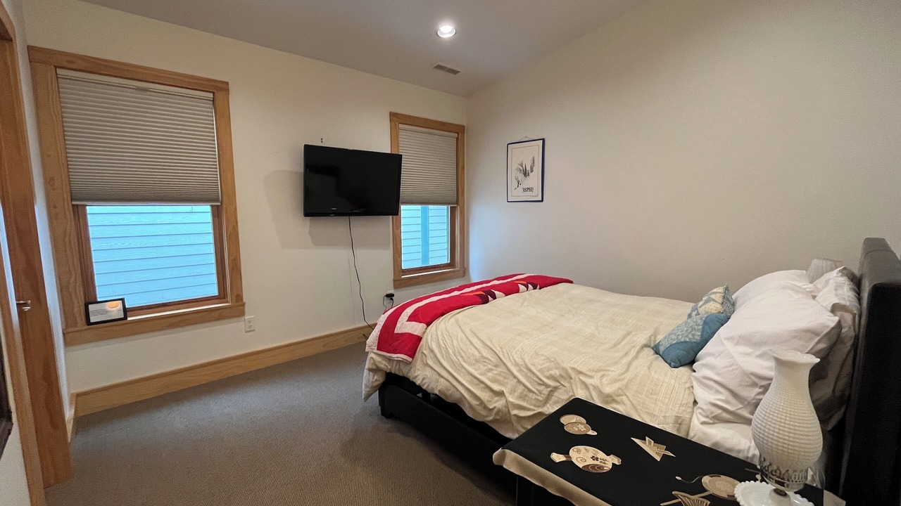 Photo of Bedroom in Solar Ranch