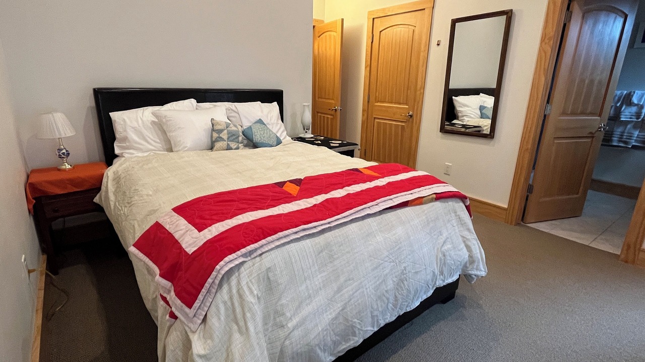Photo of Bedroom in Solar Ranch