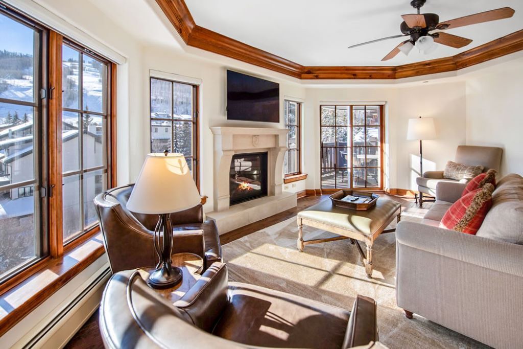 Photo of Livingroom in Vail
