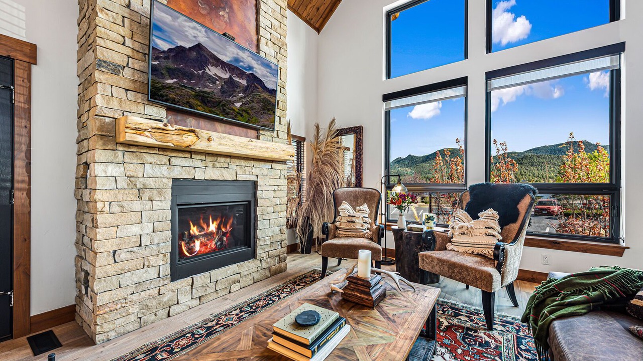 Photo of Livingroom in Estes Park