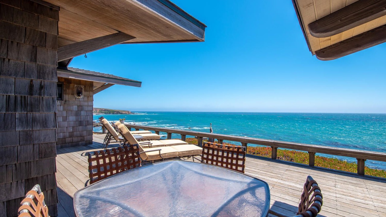 Photo of Patio Balcony in San Simeon