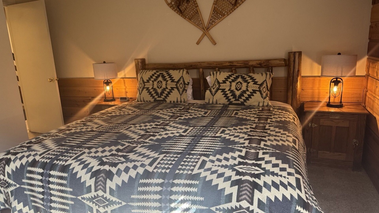 Photo of Bedroom in June Lake