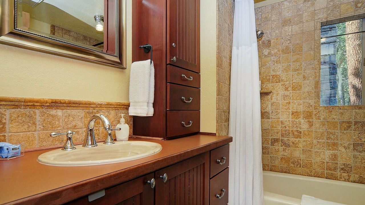Photo of Bathroom in Buena Vista