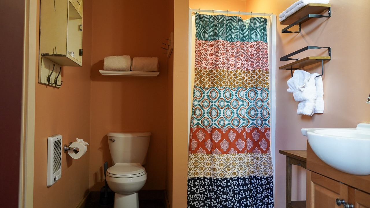 Photo of Bathroom in Silverton