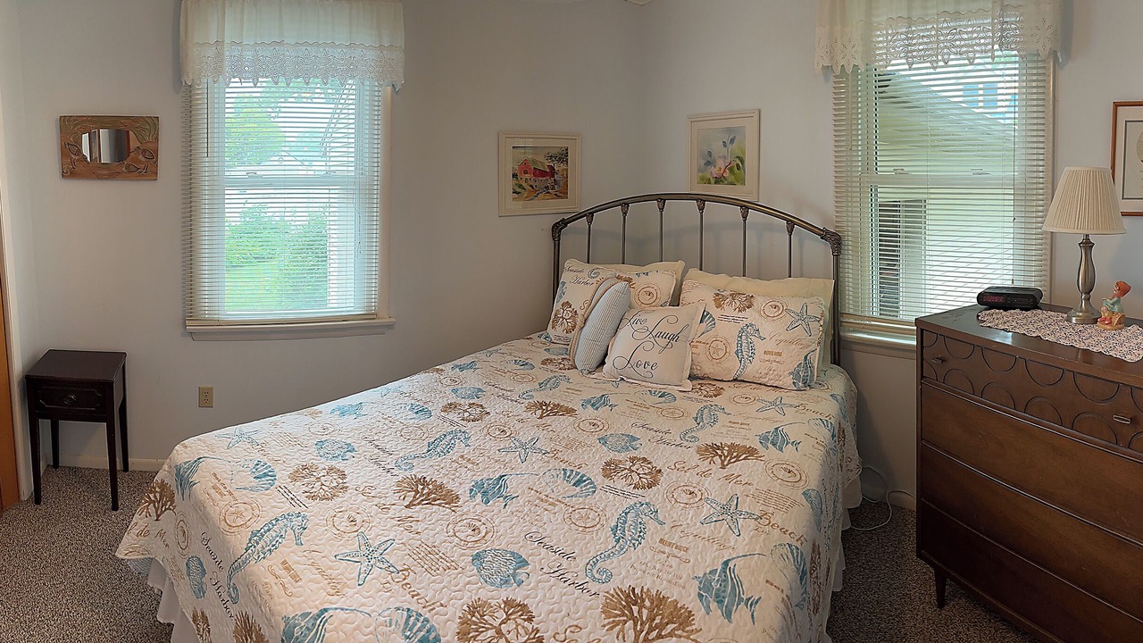 Photo of Bedroom in Kelleys Island