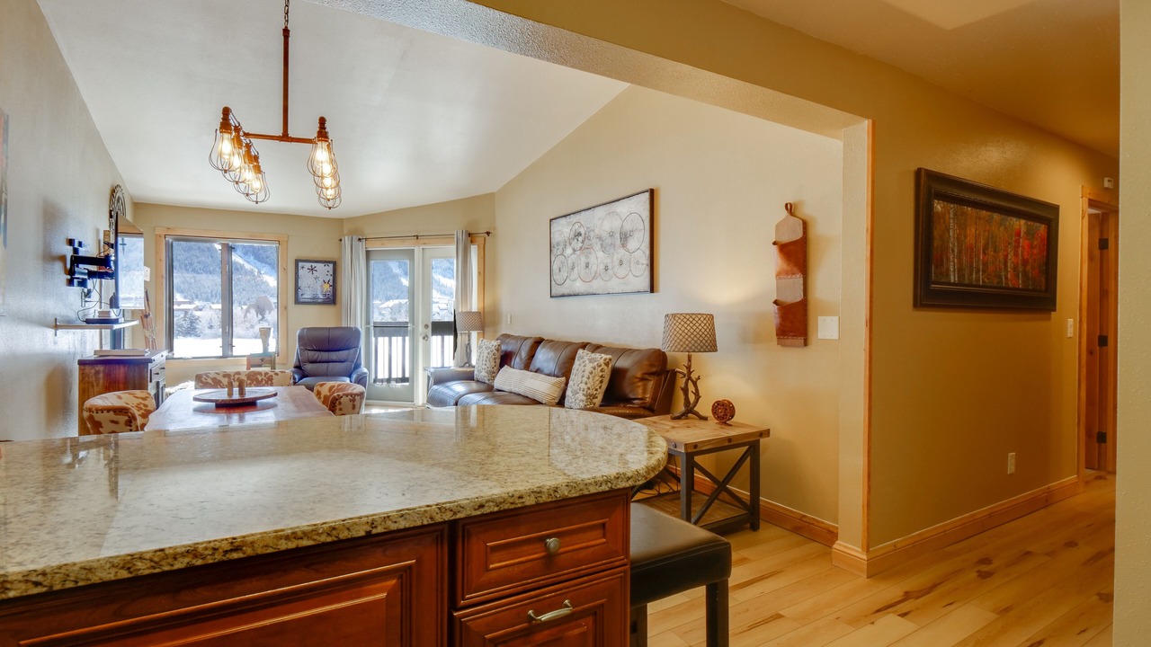 Photo of Livingroom in Copper Mountain Village