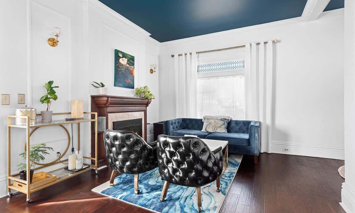 Photo of Livingroom in Washington Park West