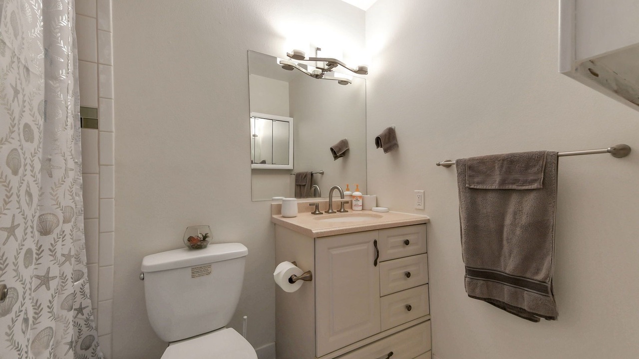 Photo of Bathroom in Hampden South