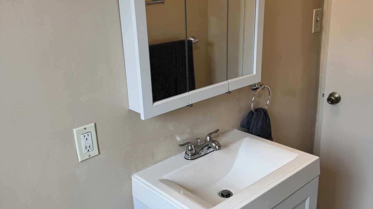 Photo of Bathroom in Upper Telegraph