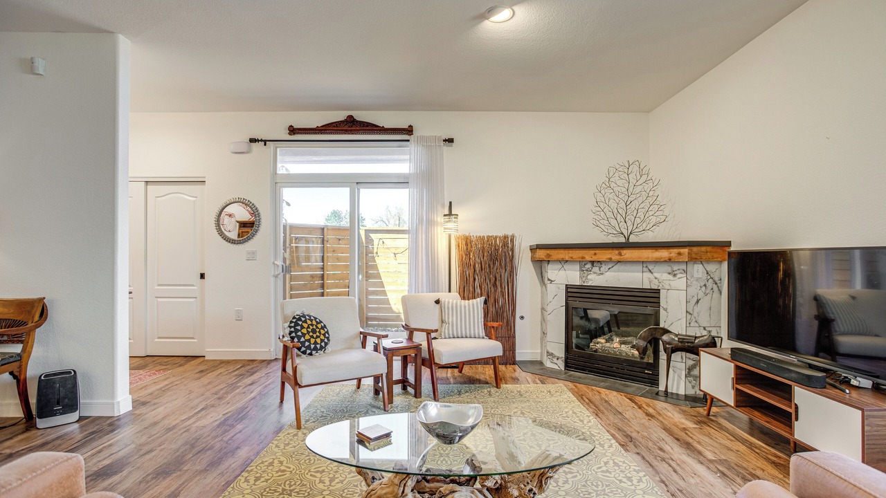 Photo of Livingroom in Washington Virginia Vale