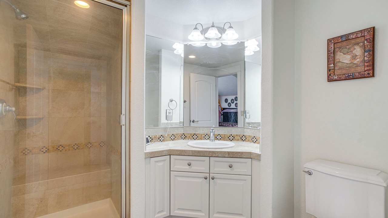 Photo of Bathroom in Tallyn's Reach