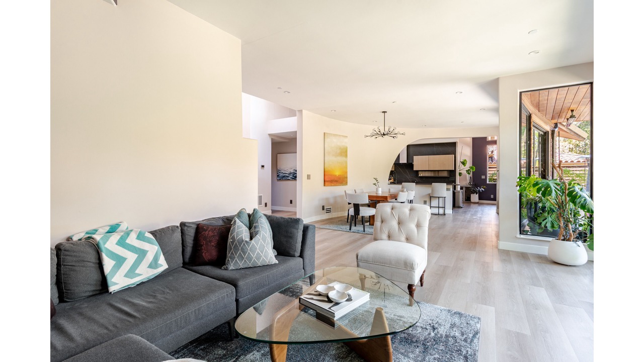 Photo of Livingroom in Menlo Park
