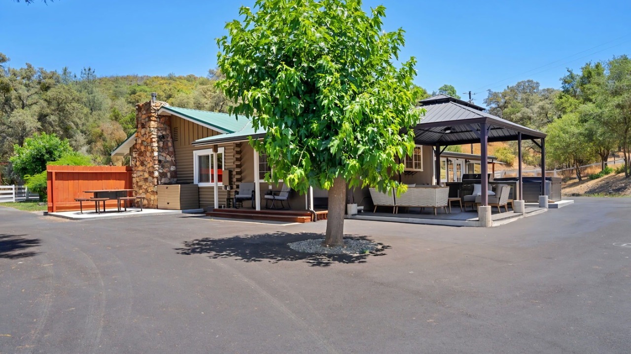 Photo of Outdoor in Mariposa