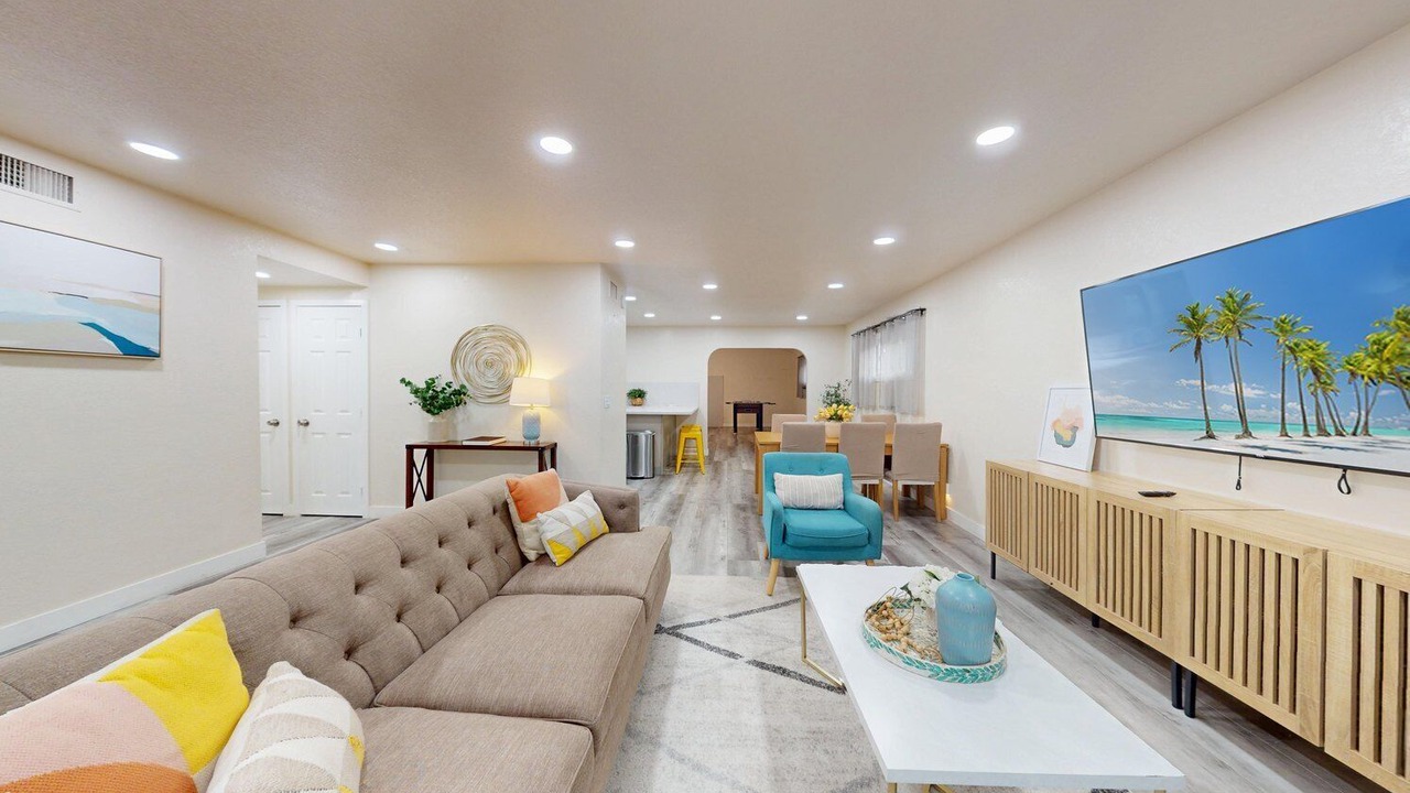 Photo of Livingroom in Huntington Beach