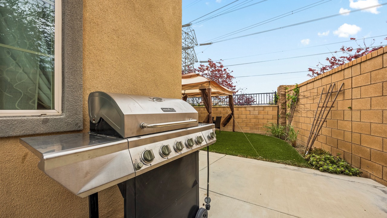 Photo of Patio Balcony in Ontario