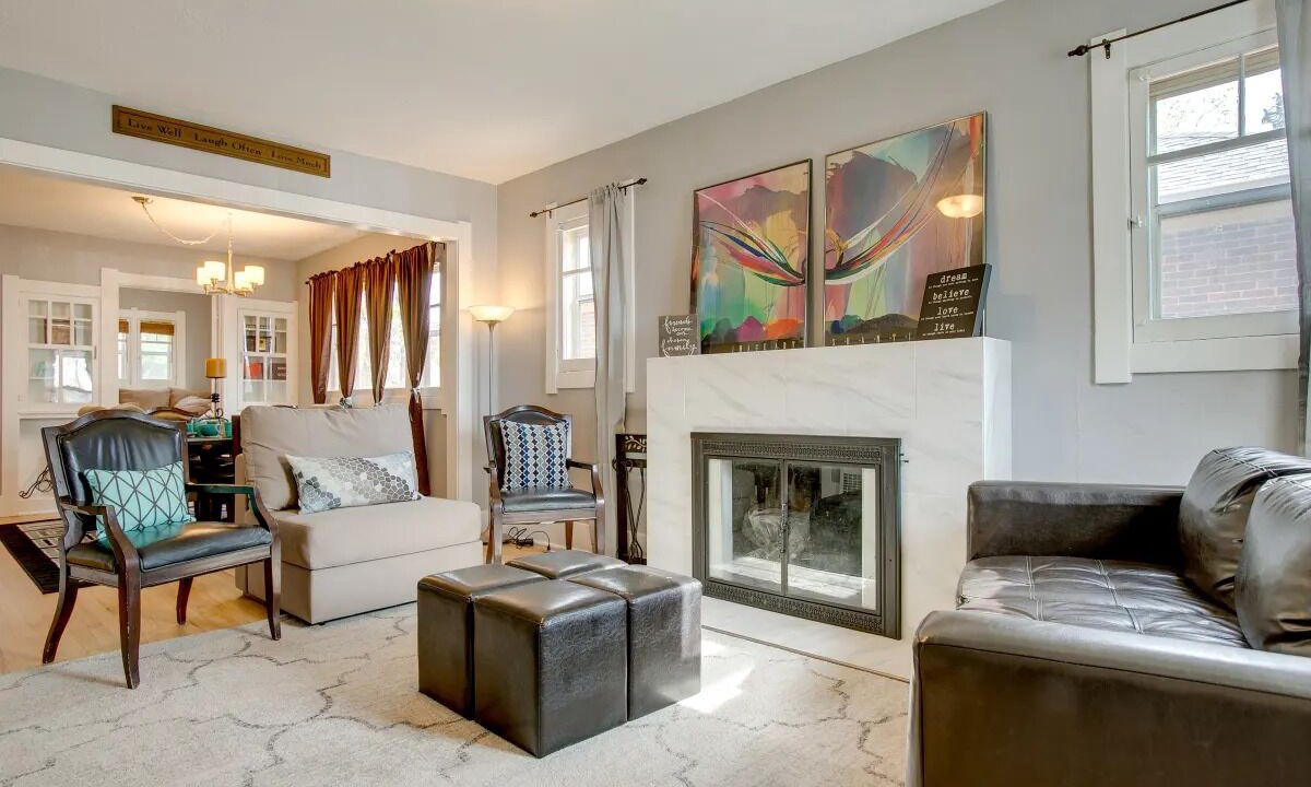 Photo of Livingroom in Washington Park West