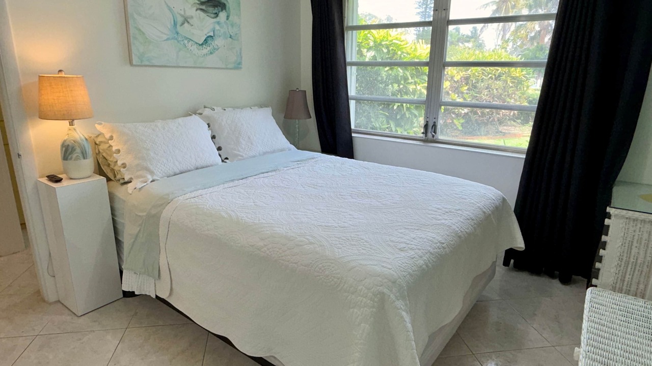 Photo of Bedroom in Deerfield Beach