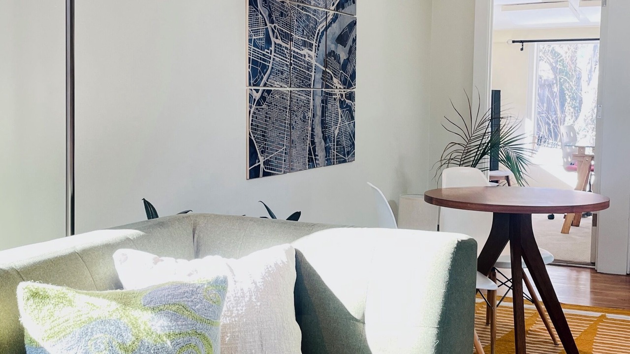 Photo of Livingroom in Old North Boulder