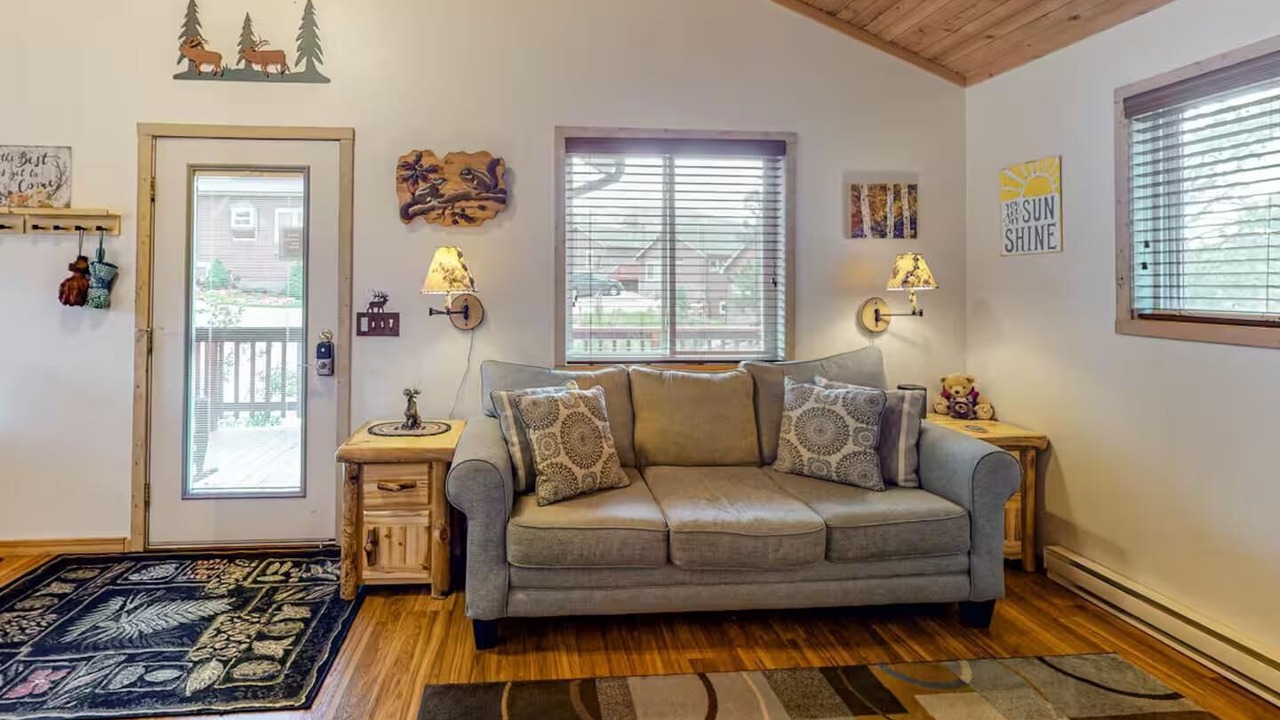 Photo of Livingroom in Estes Park